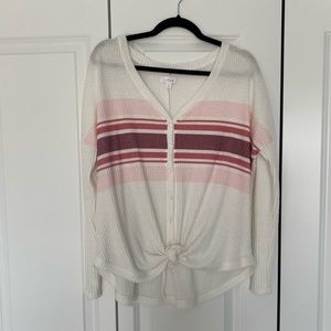 Women’s top- size medium